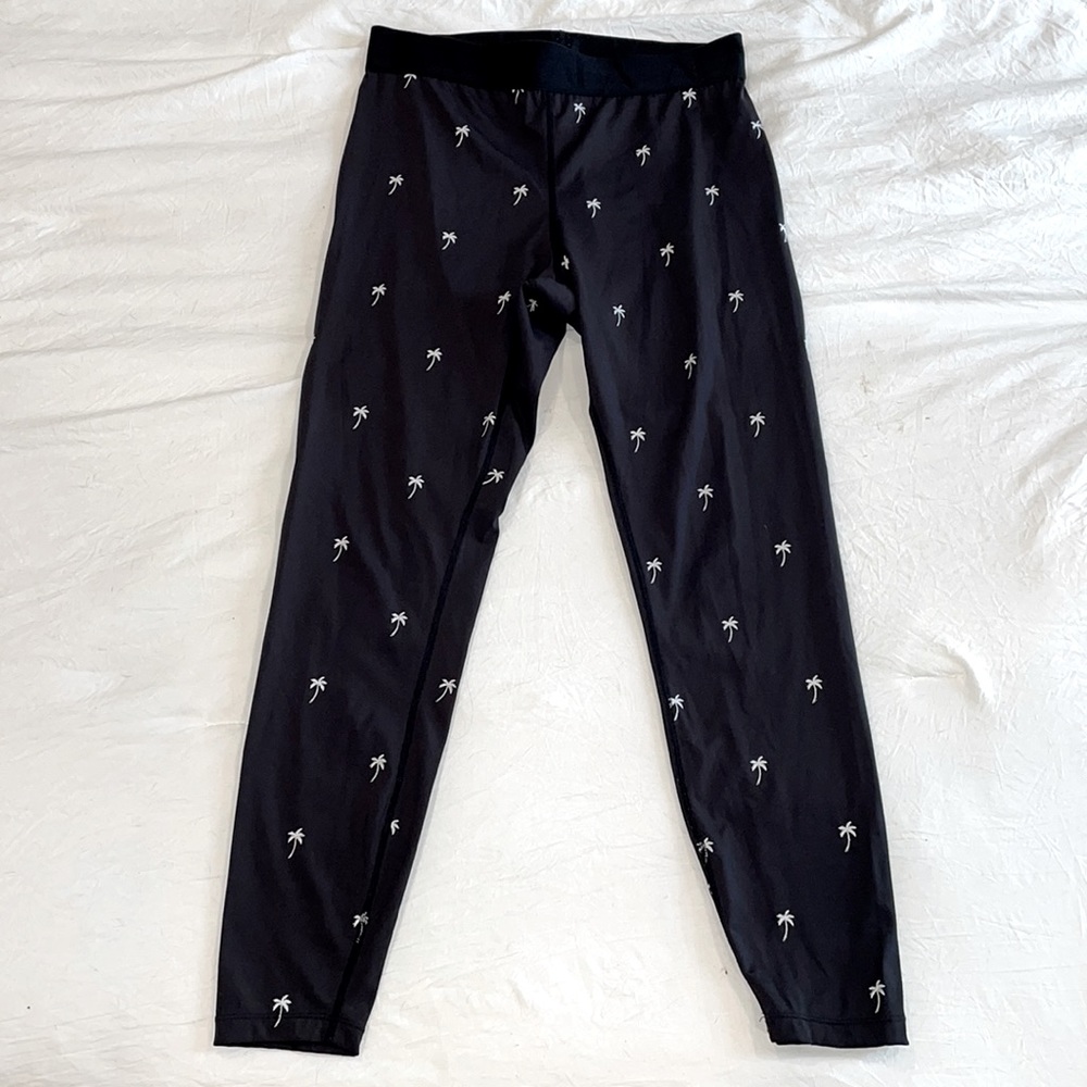 Alala Active Tights in black with palm tree print